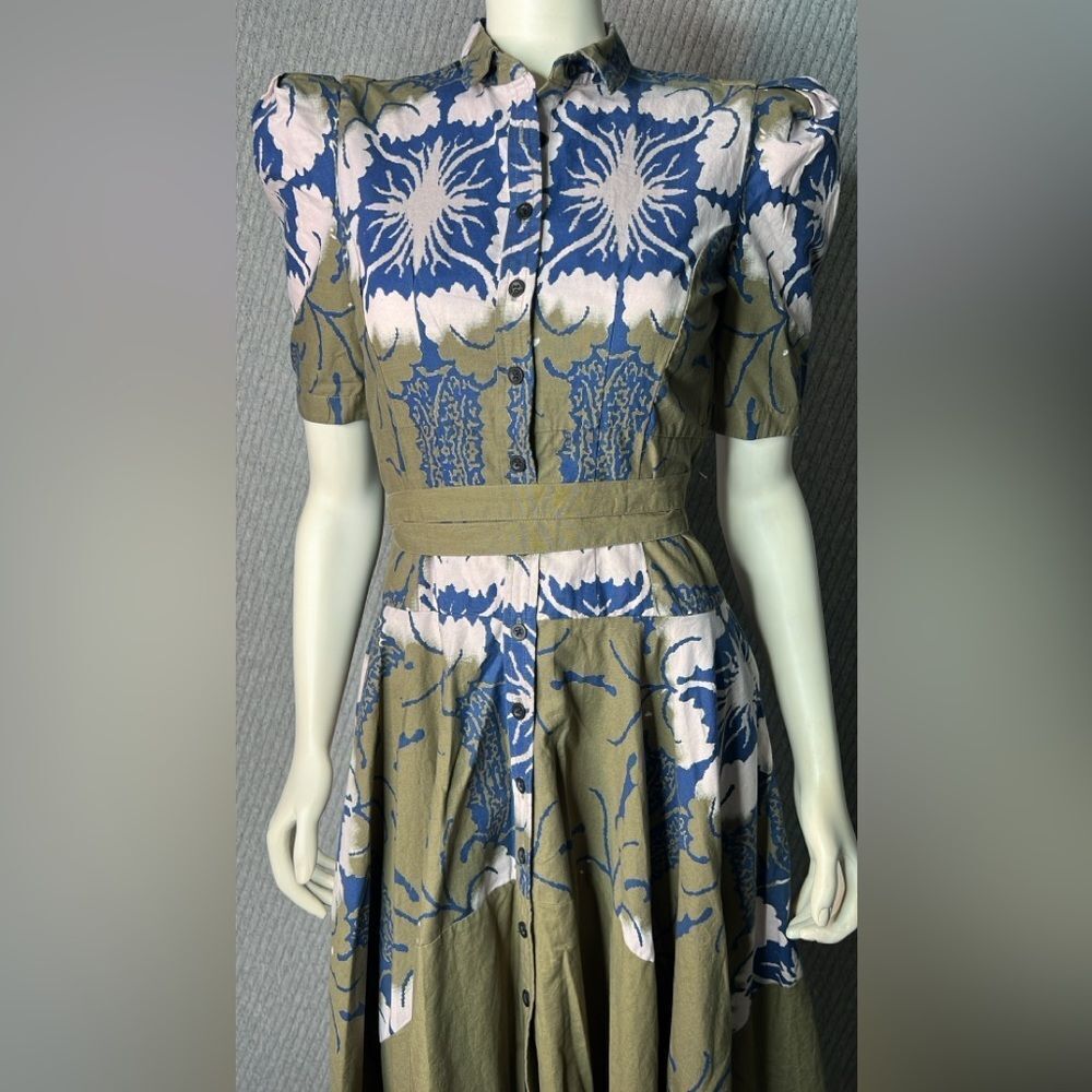 MAKING THE CUT Blue & Olive Floral Button-Front Midi Dress